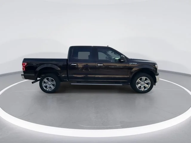 Used 2020 Red Ford XLT image 8