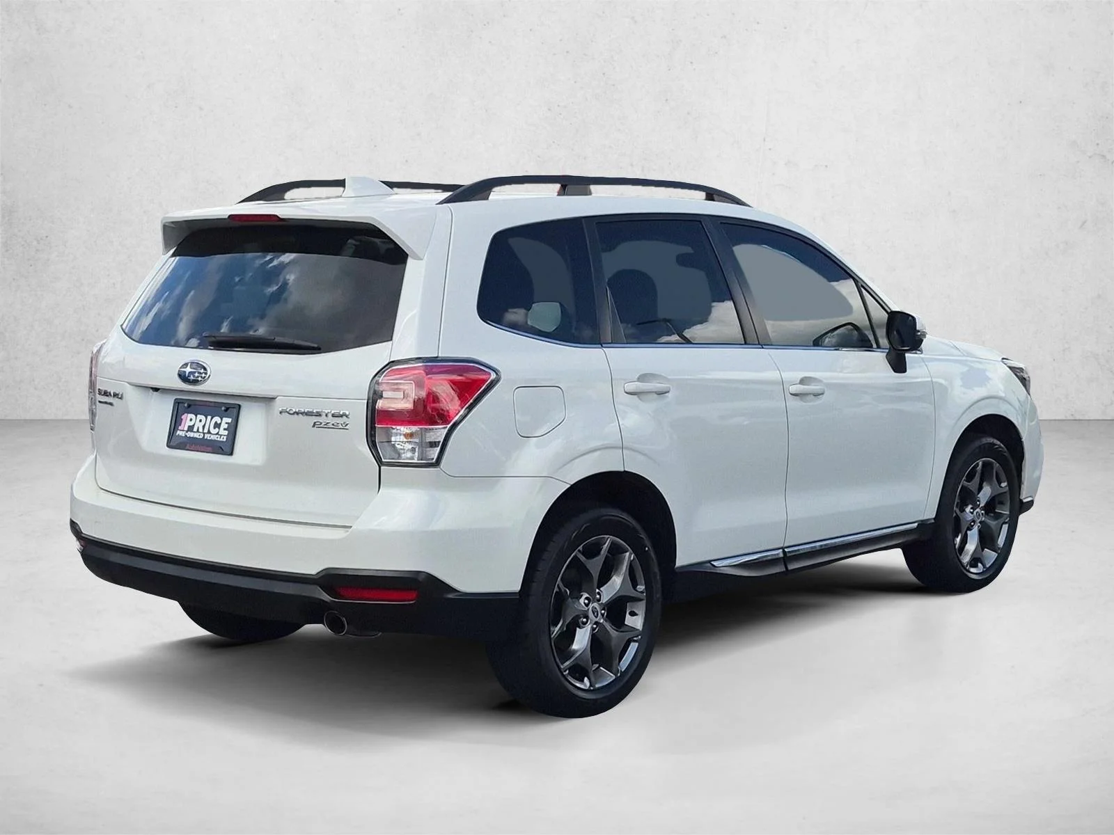 Used 2017 Crystal White Pearl Subaru Touring image 5