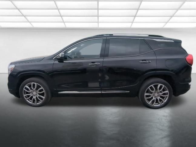Used 2022 Ebony Twilight Metallic GMC Denali image 28