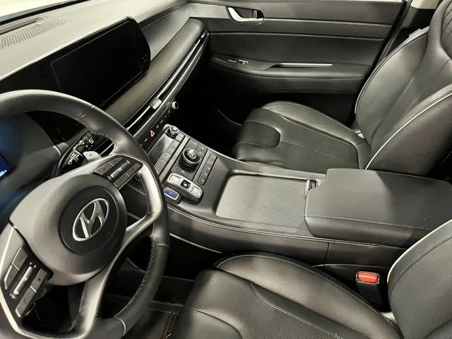 Used 2023 White Hyundai Limited image 18