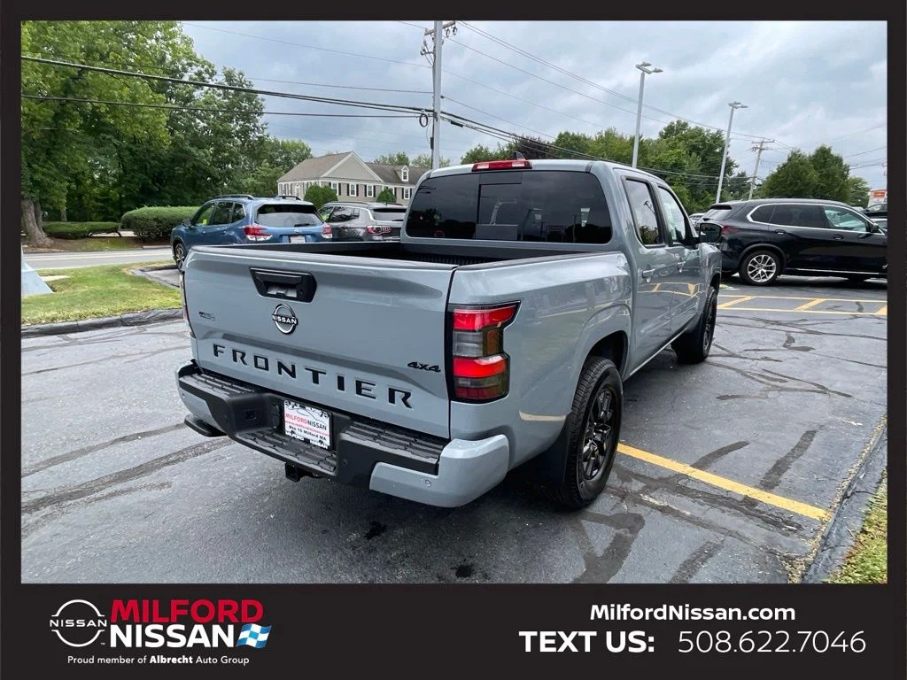 Used 2026 Gray Nissan SV image 5