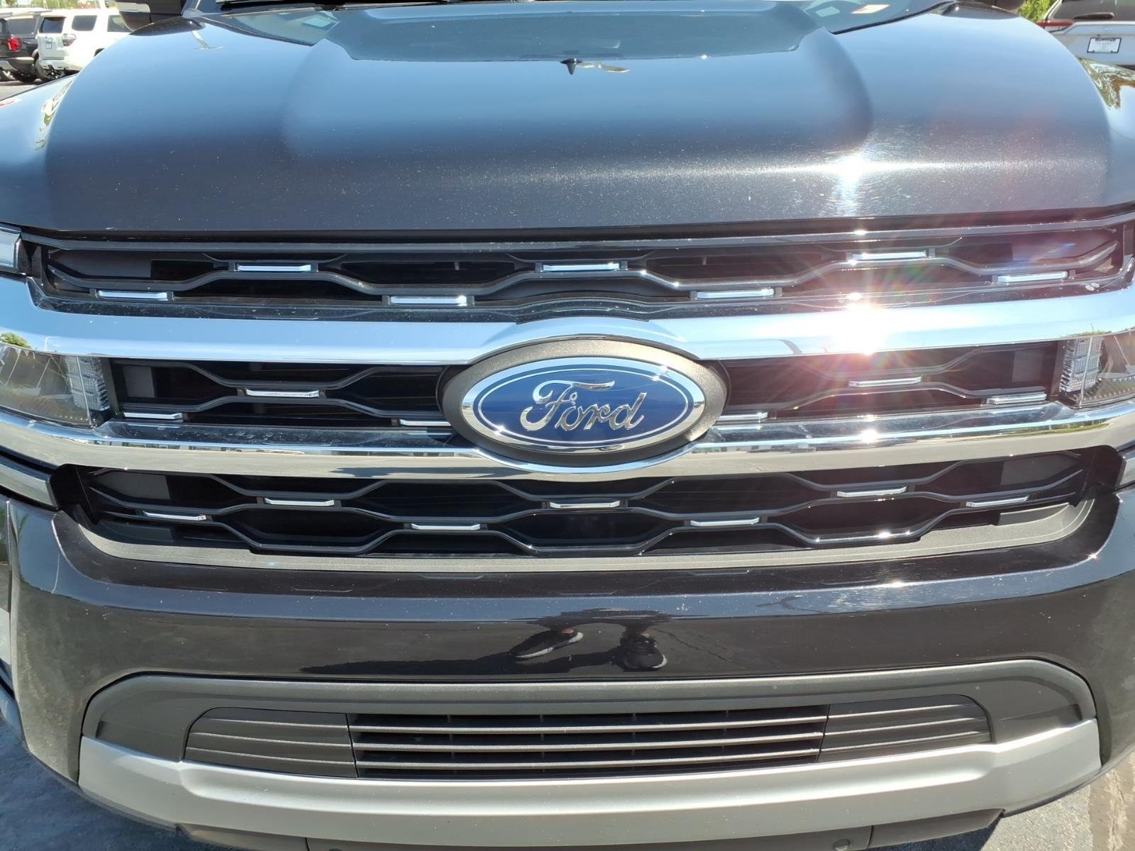 2024 Ford Expedition Limited - Photo 17