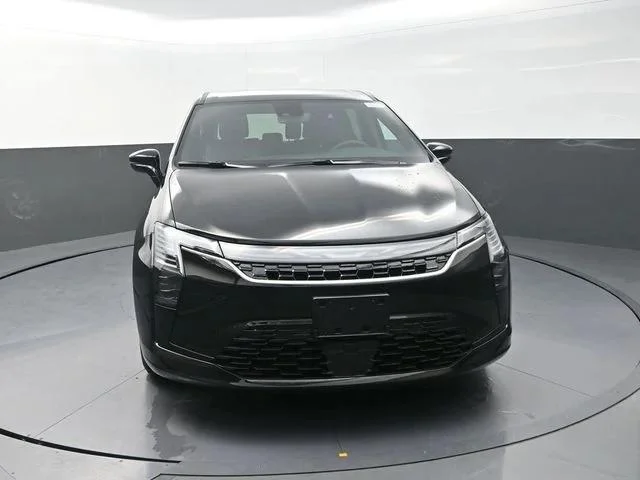 New 2027 Diamond Black Crystal Pearl-Coat Exterior Paint Chrysler Select image 4