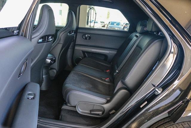 2025 Hyundai IONIQ 5 N - Photo 19