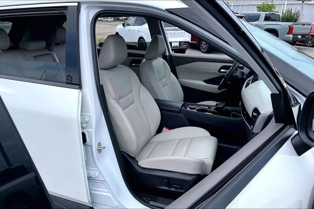 Certified Used 2024 White Nissan SL image 27