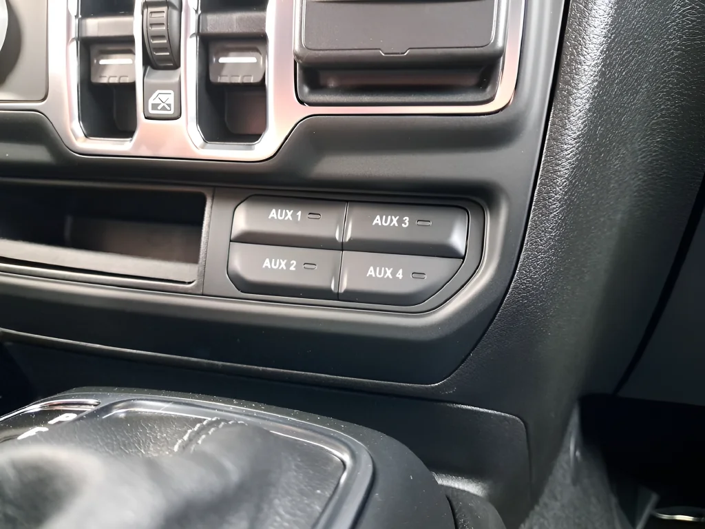 New 2025 Mojito Exterior Paint Jeep Sport S image 27