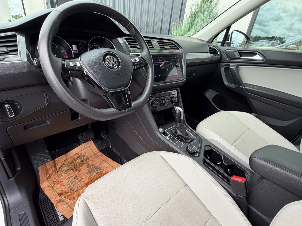 Used 2020 White Volkswagen 2.0T SE image 11