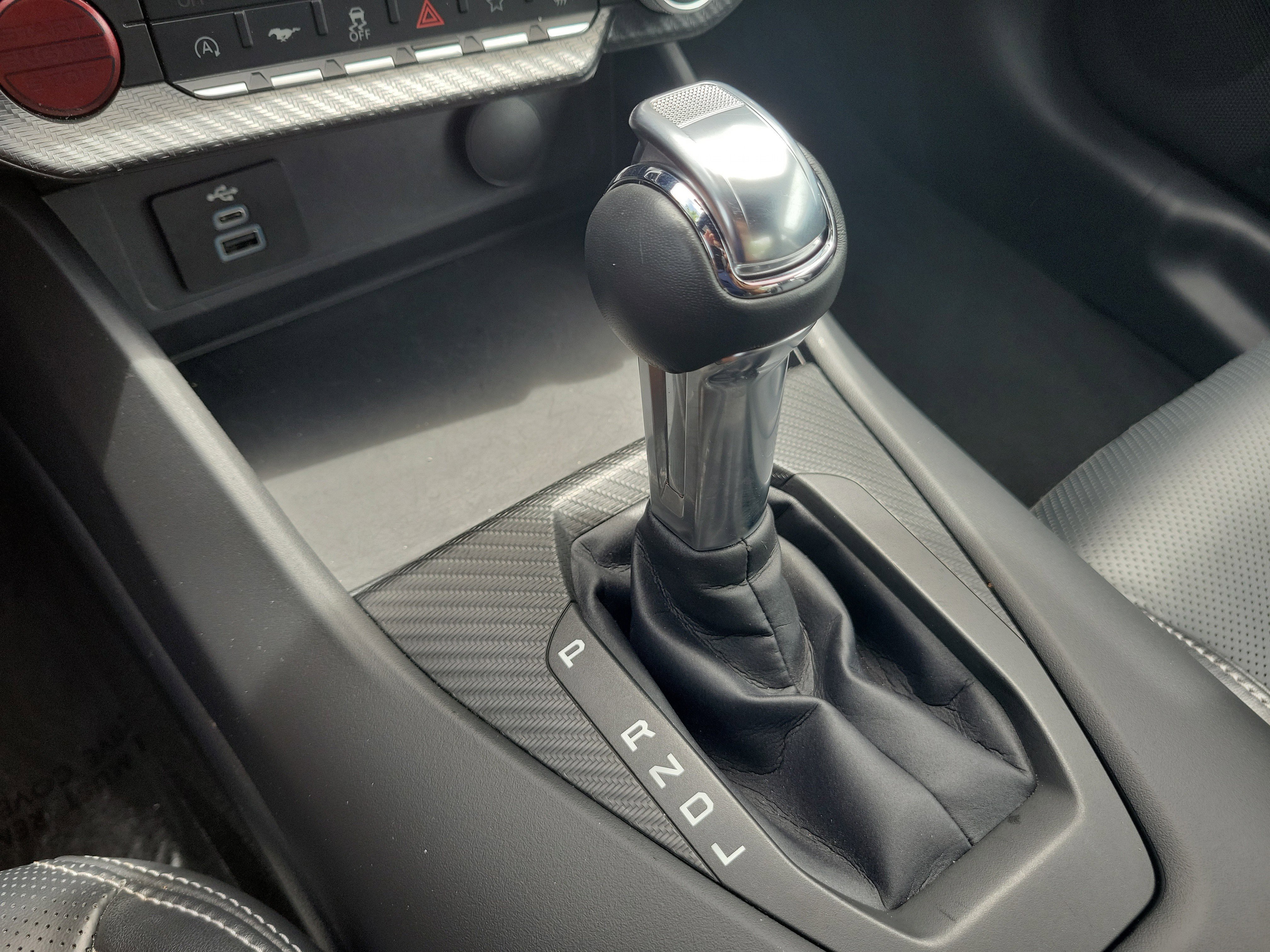 Used 2025 Gray Metallic Ford EcoBoost Premium image 26