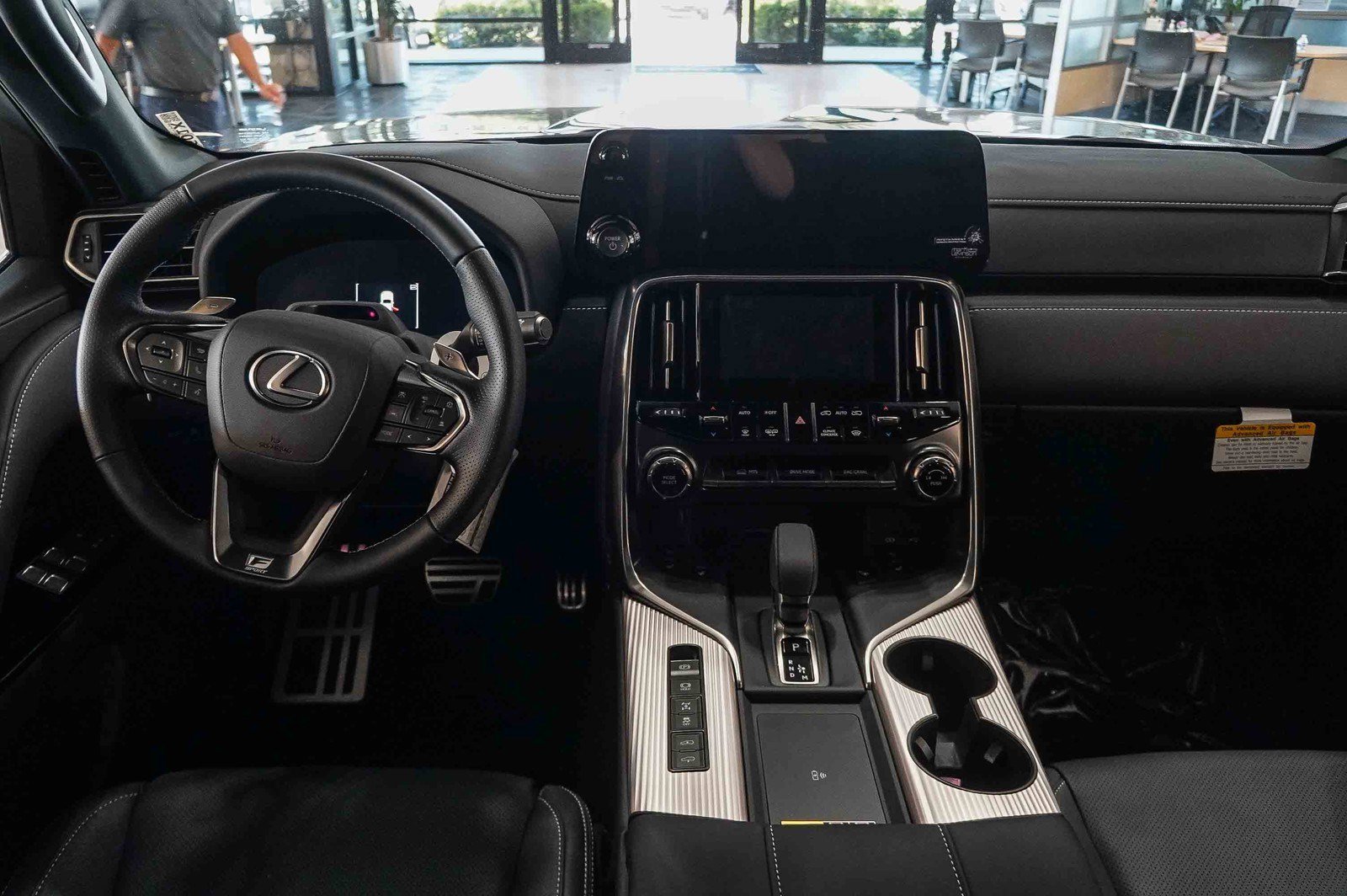 2026 Lexus LX 700h F-Sport - Photo 12