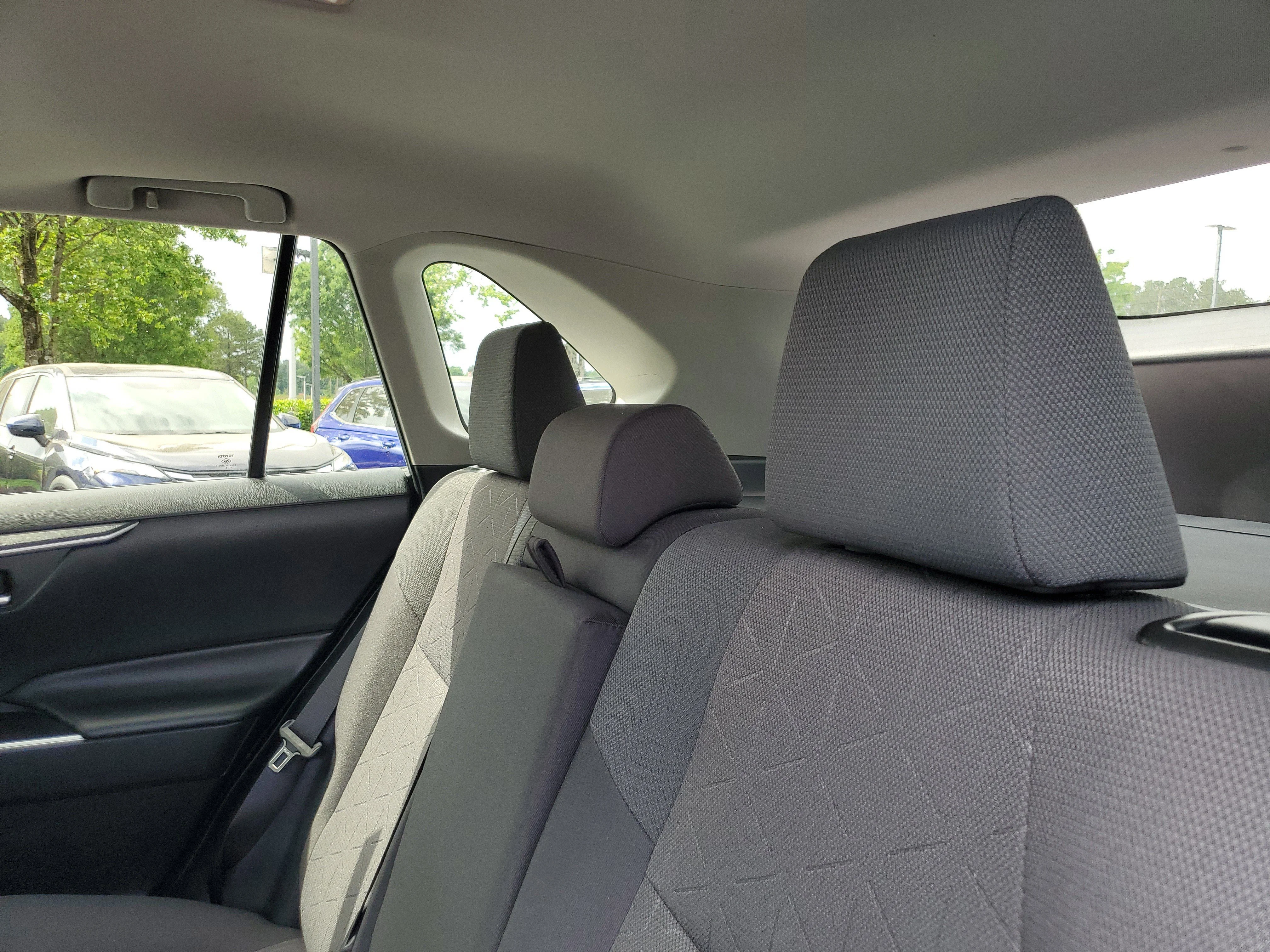Used 2019 Super White Toyota XLE image 9