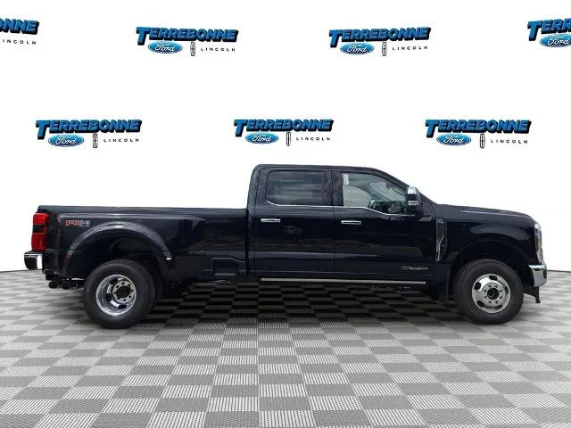 New 2026 Agate Black Metallic Ford F-350® Lariat® image 31