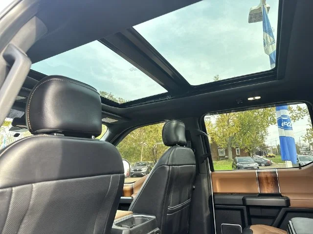 Used 2017 White Ford Limited image 24