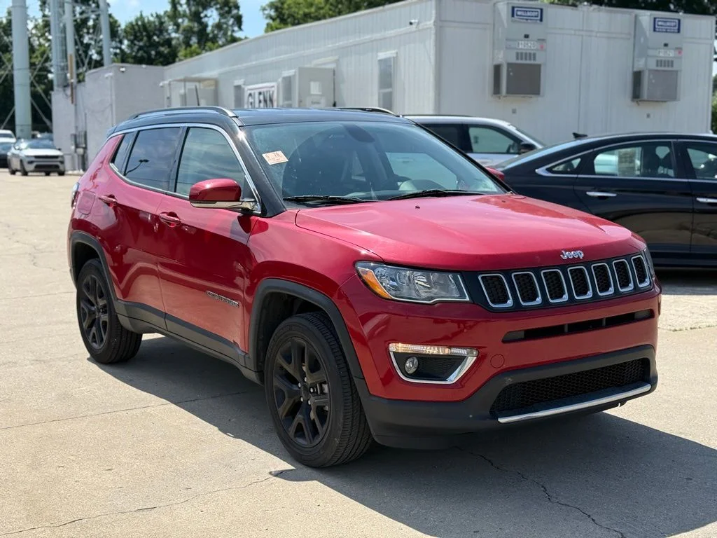 Used 2019 Red Jeep Limited image 4