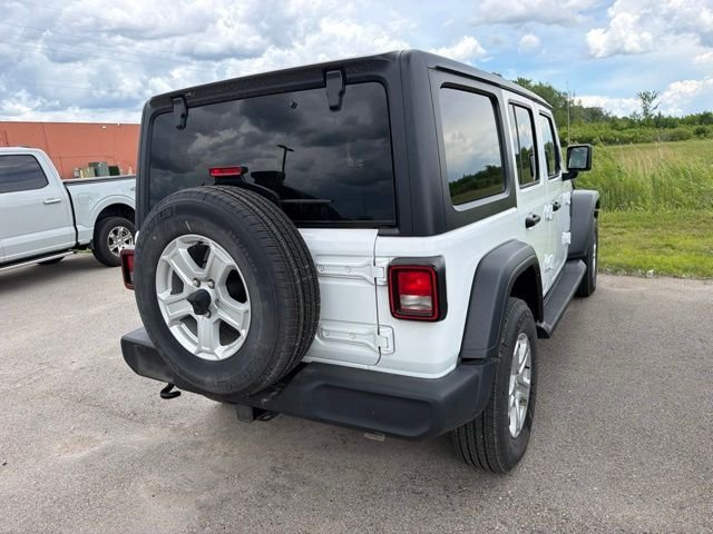 Used 2023 Bright White Clearcoat Jeep Sport S image 10