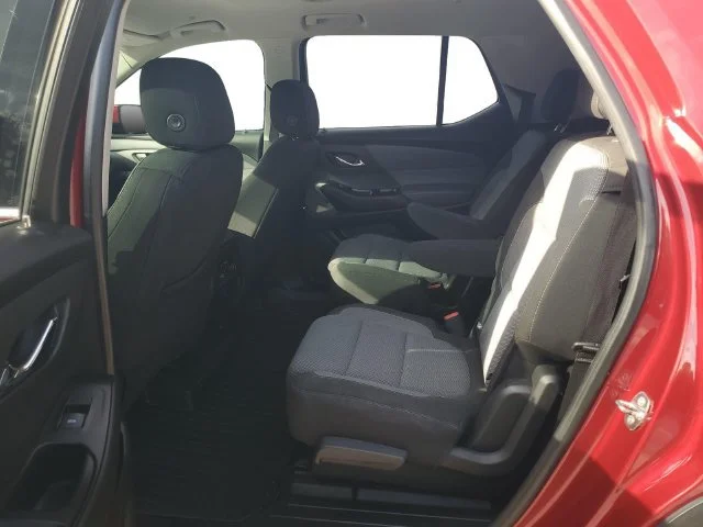 Used 2018 CAJUN RED TINTCOAT Chevrolet LT Cloth image 24