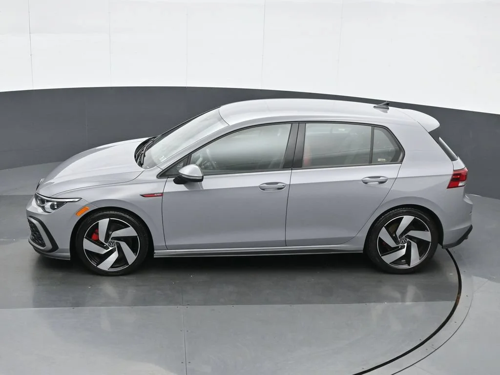Used 2024 Gray Volkswagen 2.0T S image 25