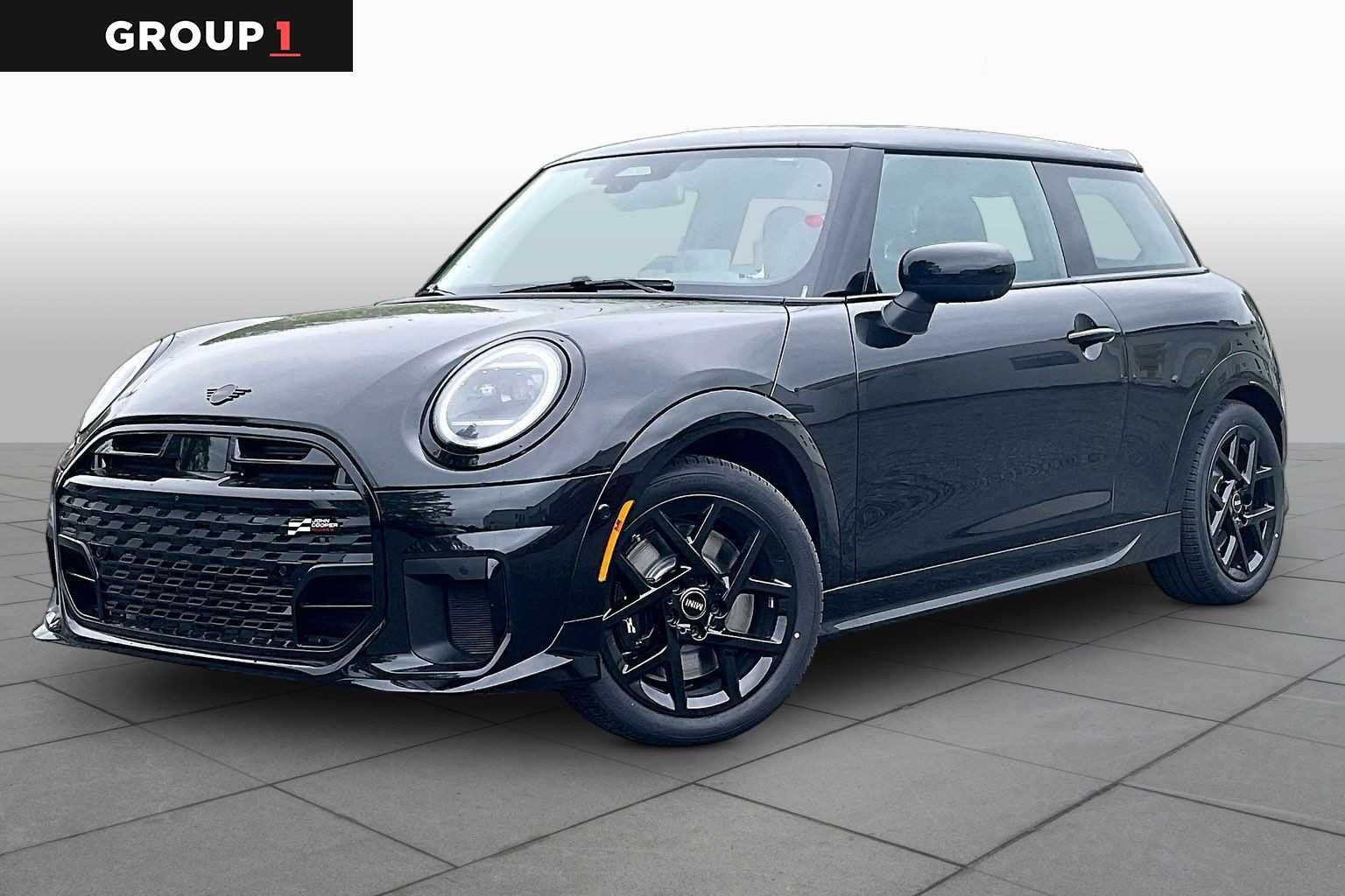 2026 MINI Hardtop Cooper S's photo