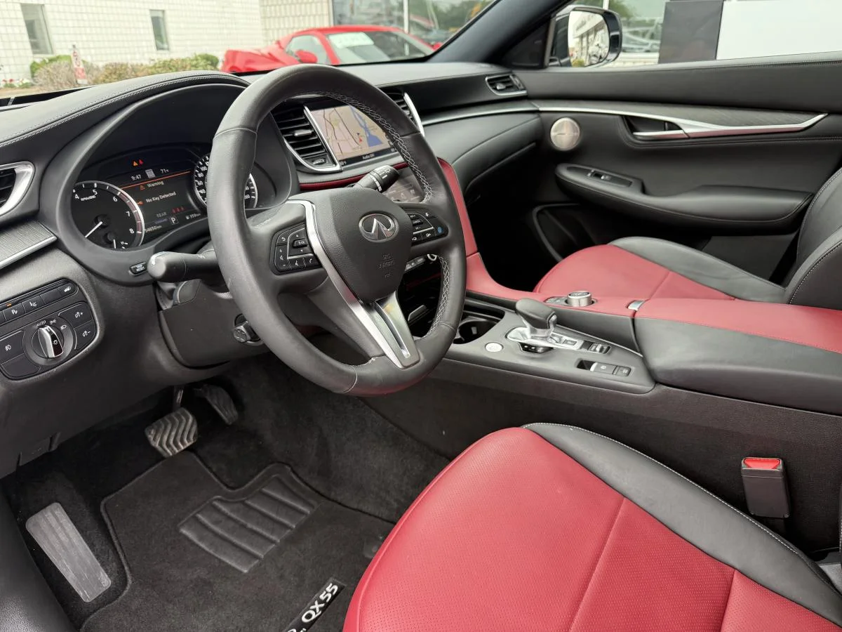 Used 2022 Grey INFINITI Sensory image 13