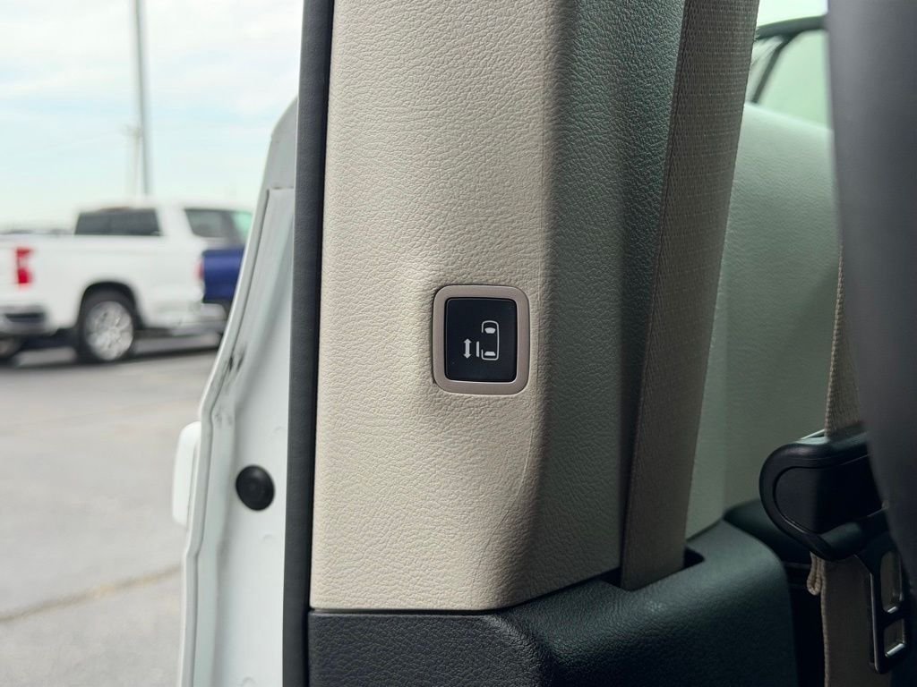 Used 2023 White Chrysler Touring L image 24