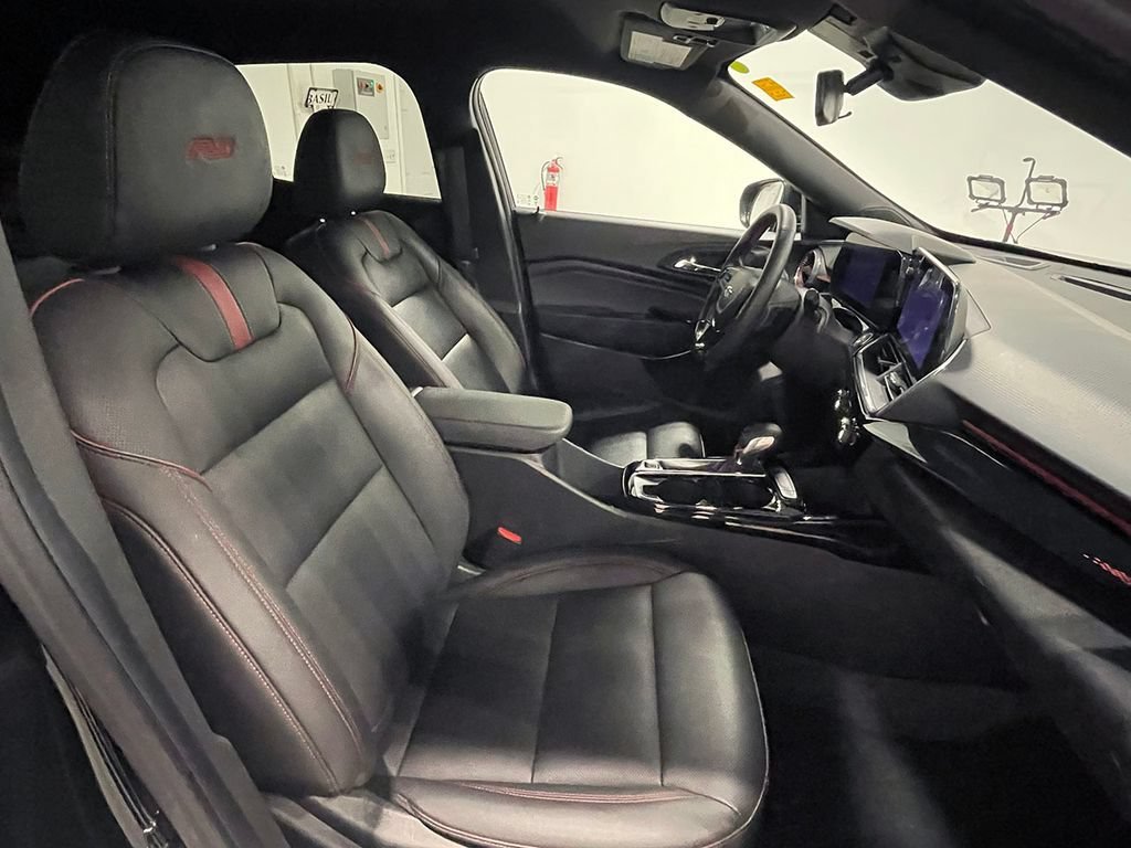 Used 2024 Mosaic Black Metallic Chevrolet 2RS image 26