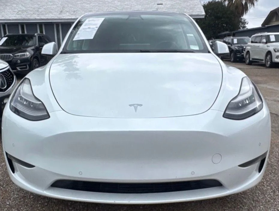 Used 2021 White Tesla Long Range image 10