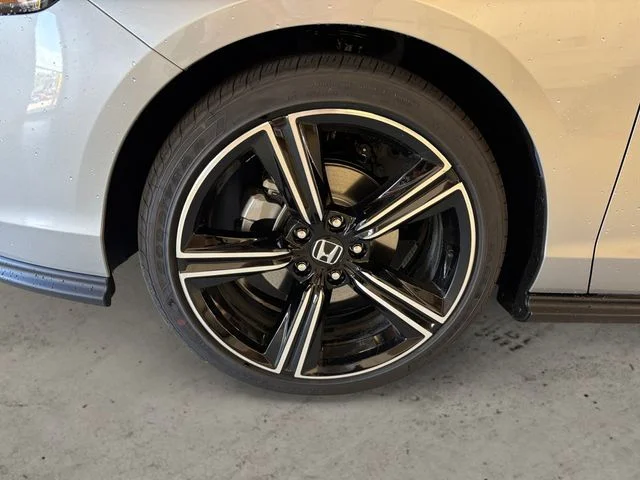 New 2026 Silver Honda SE image 15