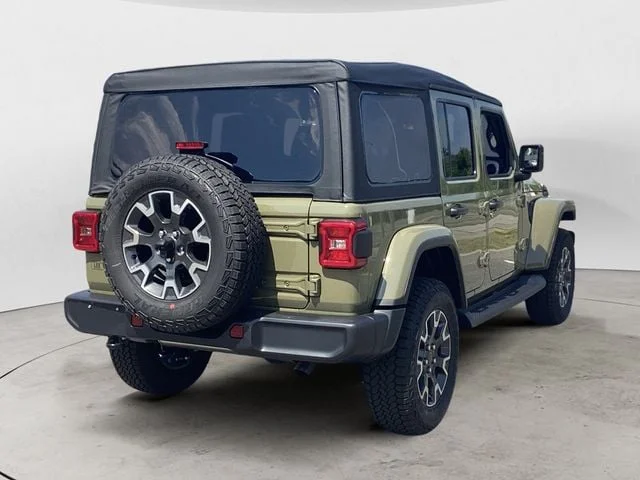 New 2026 41 Jeep 4-DOOR SAHARA image 6