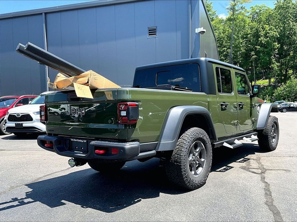 Used 2023 Green Jeep Rubicon image 4