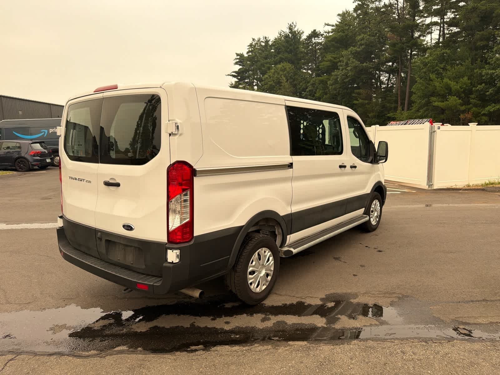 Used 2025 Oxford White Clearcoat Ford  image 5
