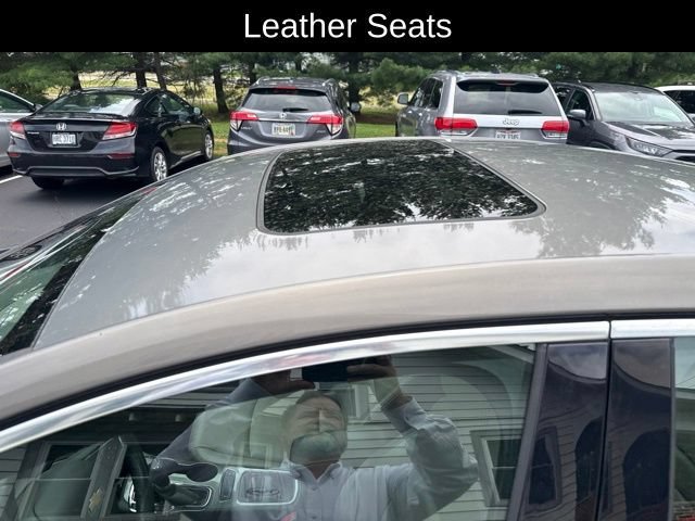 Used 2018 PEPPERDUST METALLIC Chevrolet Premier image 19
