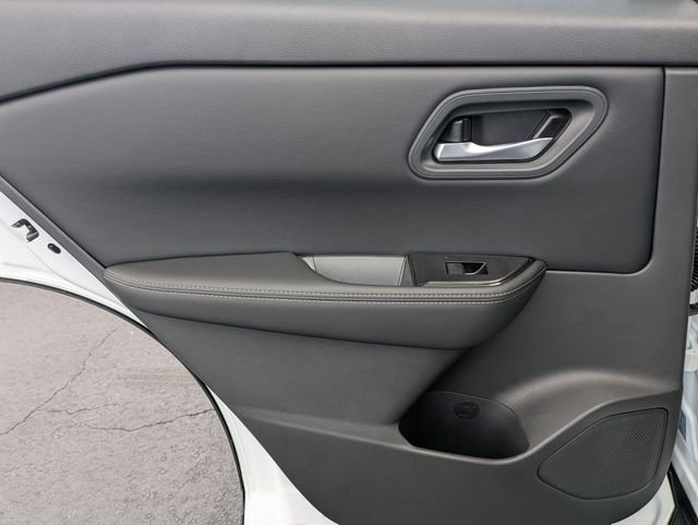 New 2026 Everest White Pearl TriCoat Nissan SV image 23