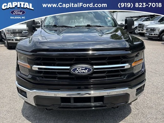 Used 2025 Black Ford XLT image 10