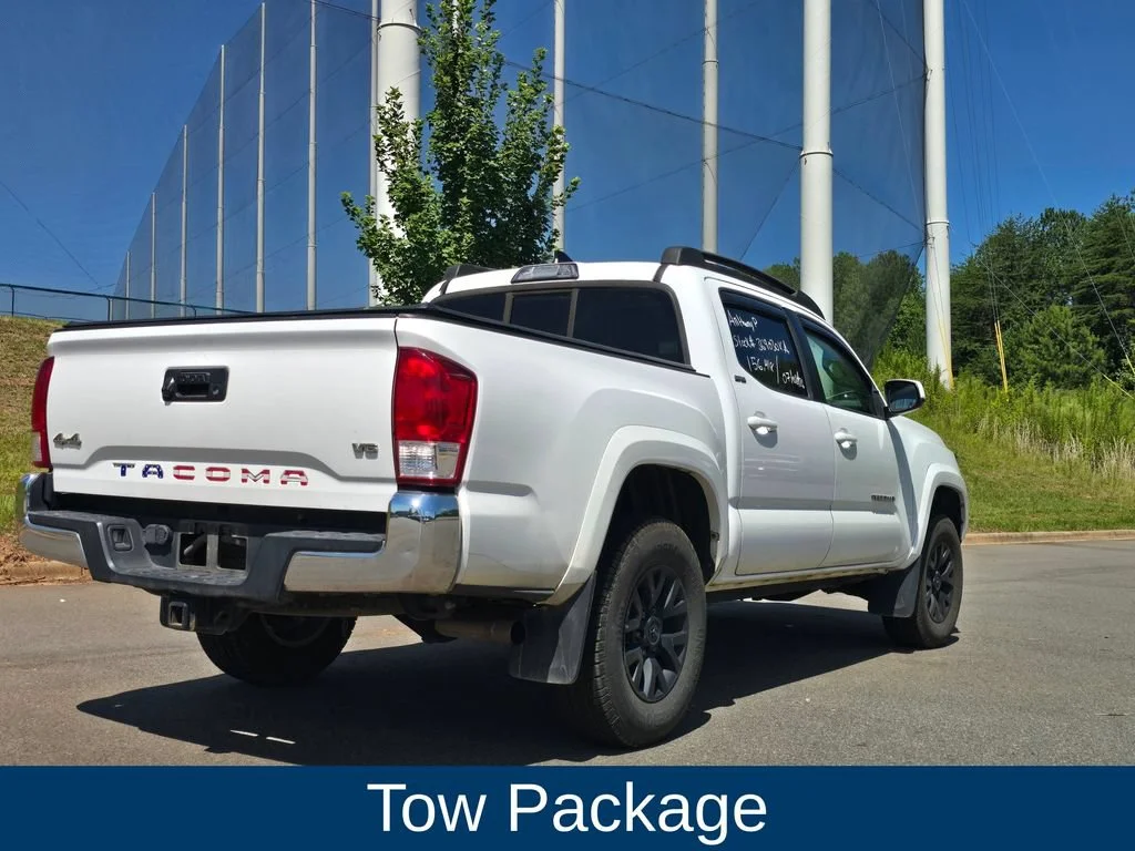 Used 2017 White Toyota SR5 V6 image 3