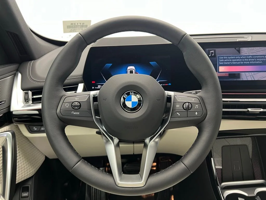 Used 2026 Alpine White BMW xDrive28i image 16