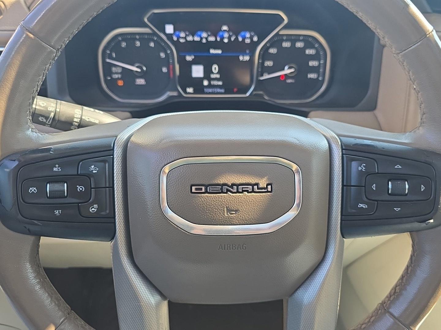 Used 2021 White Frost Tricoat GMC Denali image 15