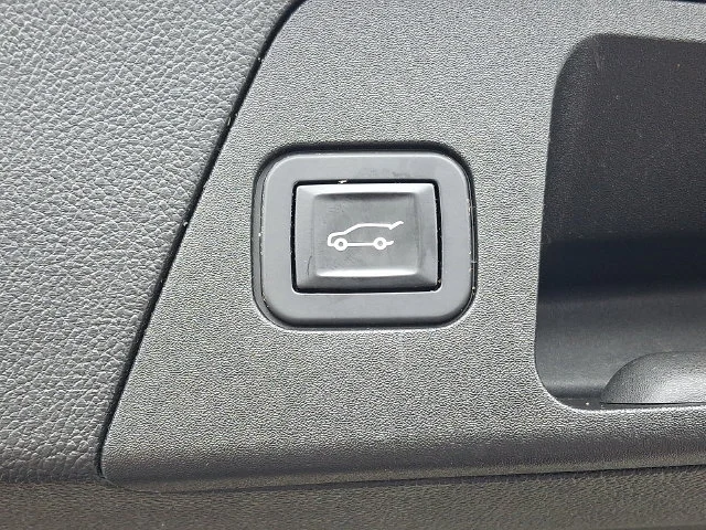 Used 2017 Brown Buick Preferred image 30