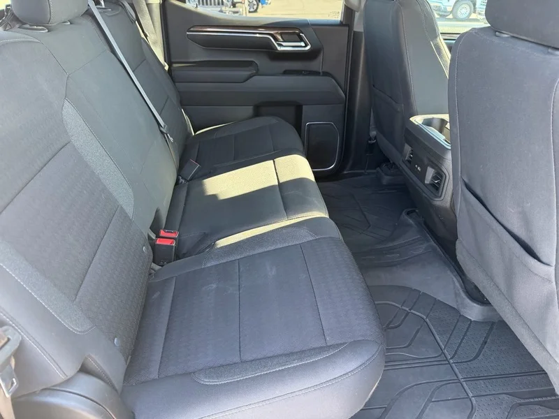 Used 2024 Summit White Chevrolet RST image 22