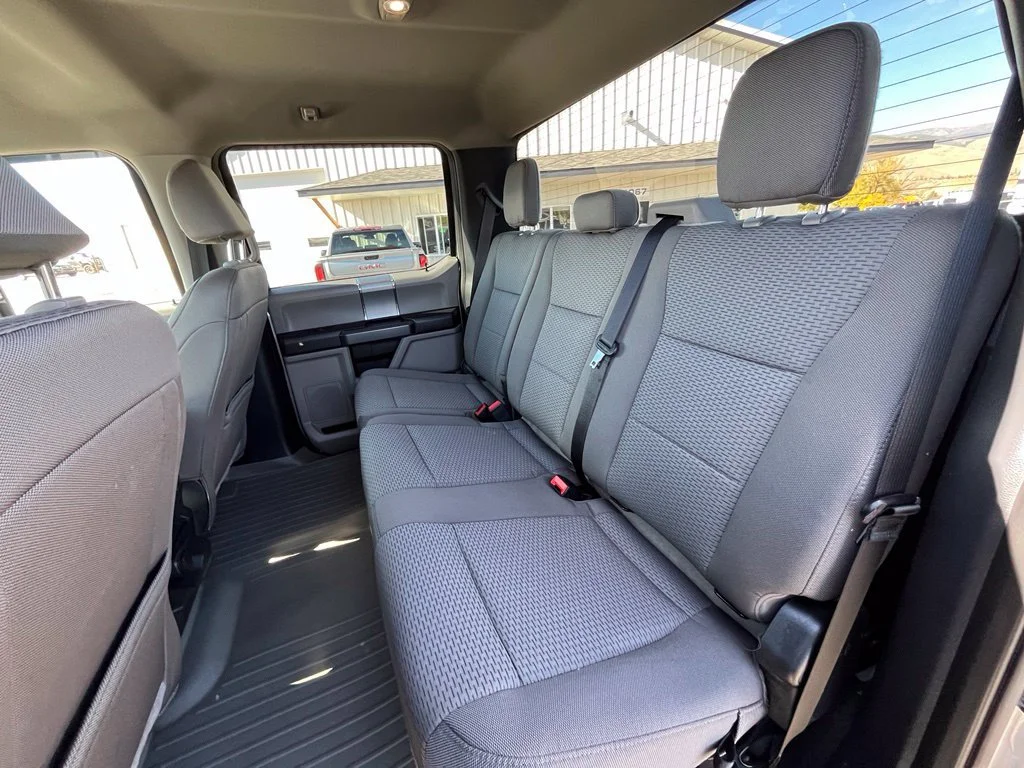 Used 2022  Ford XL image 14