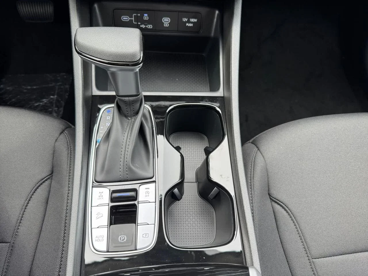 New 2026 White Hyundai SE AWD image 17