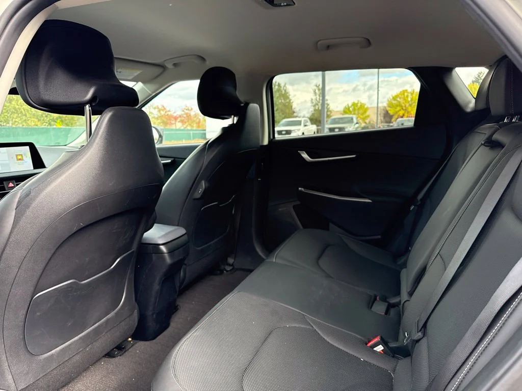 Used 2023 Glacier Kia Wind image 19