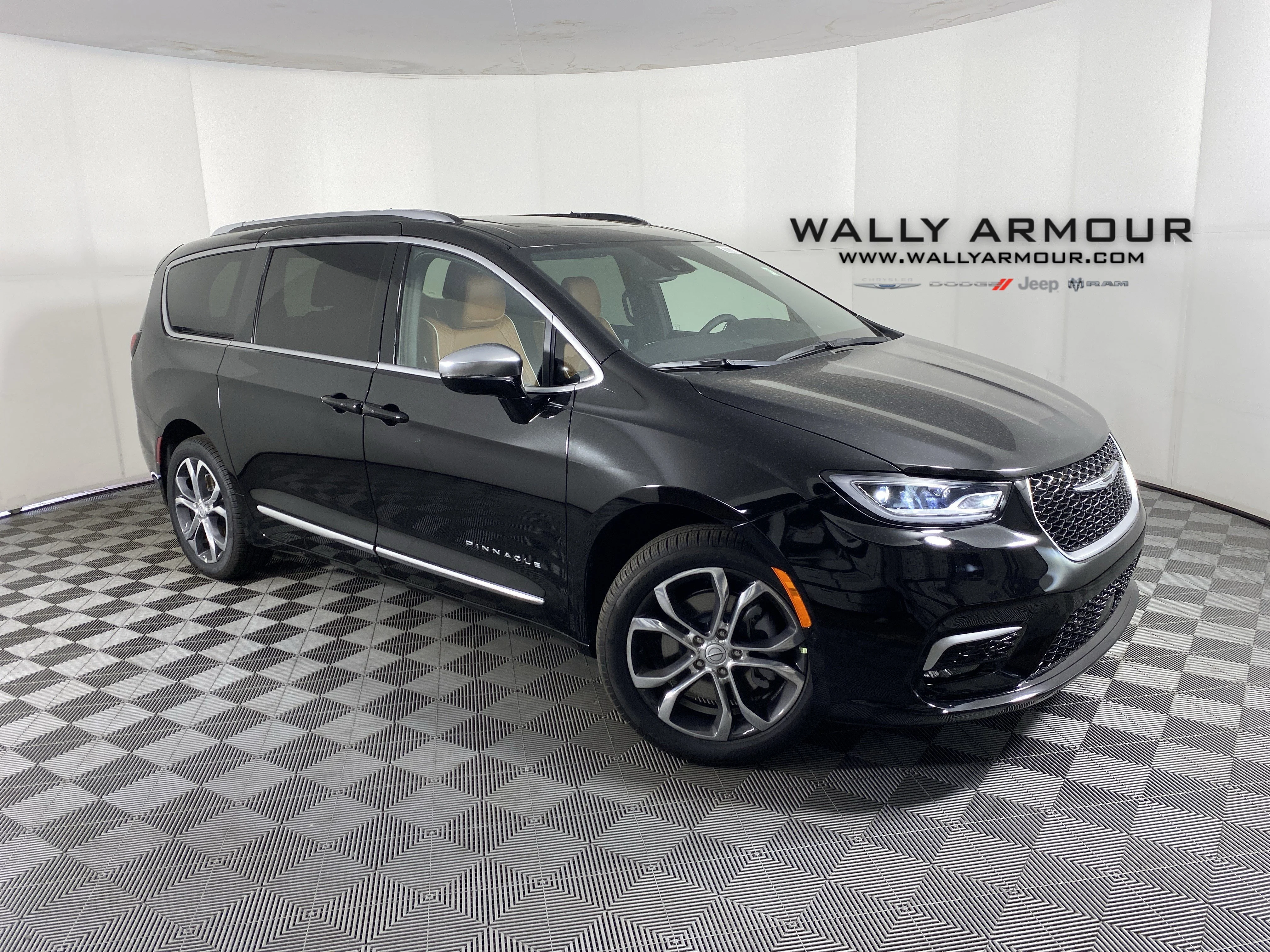 2026 Chrysler Pacifica Pinnacle AWD's photo