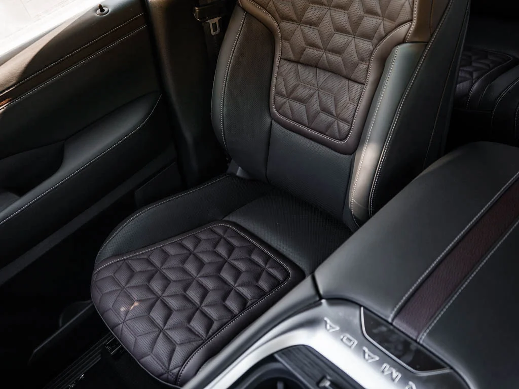 New 2026 Gun Metallic Nissan Platinum image 28