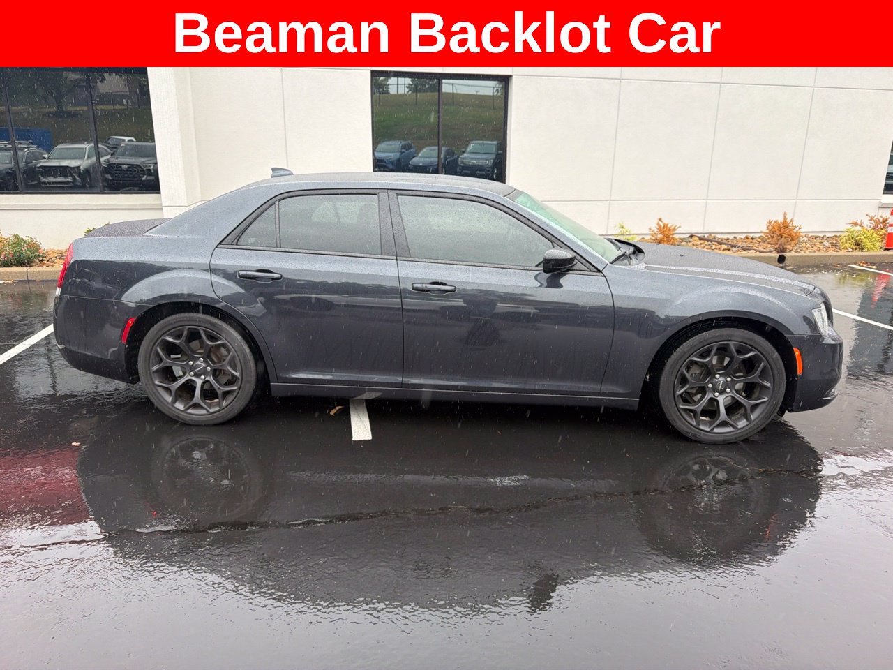 Used 2019 Gray Chrysler Touring image 4