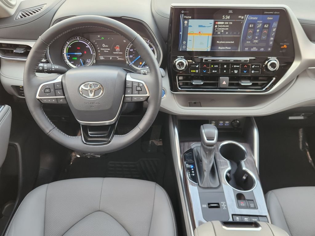 Used 2022 Magnetic Gray Metallic Toyota Platinum image 26