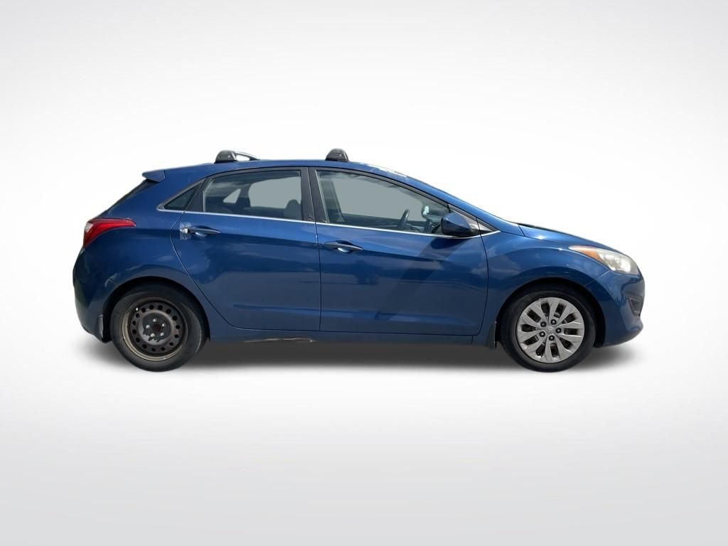 Used 2016 Blue Hyundai Base image 4