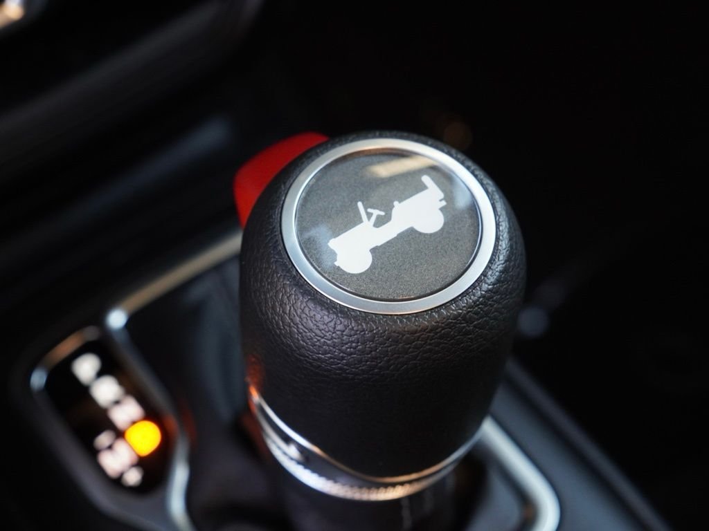 New 2026 Mojito Clear-Coat Exterior Paint Jeep 4-Door Sport S image 17