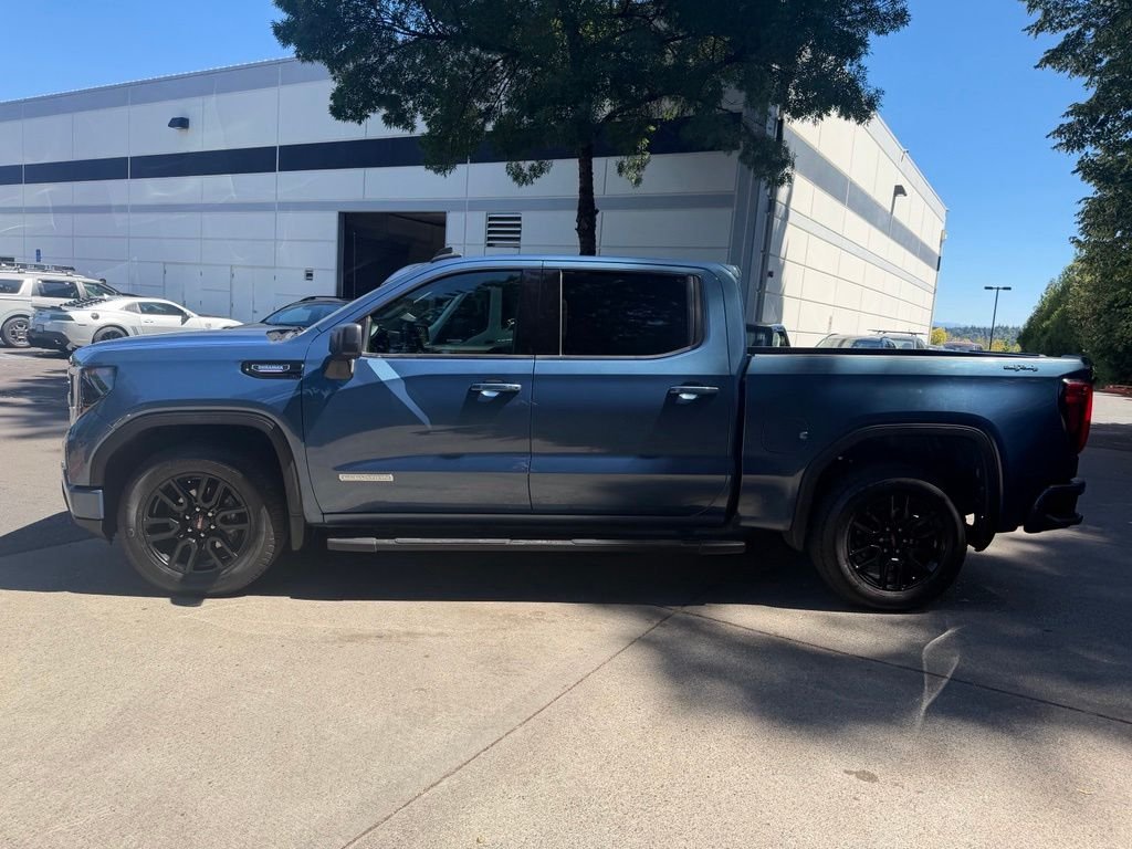 Used 2024 Blue GMC Elevation image 6