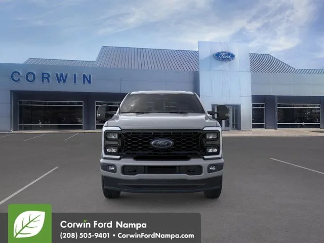 New 2026 Avalanche Ford F-350® XLT image 7