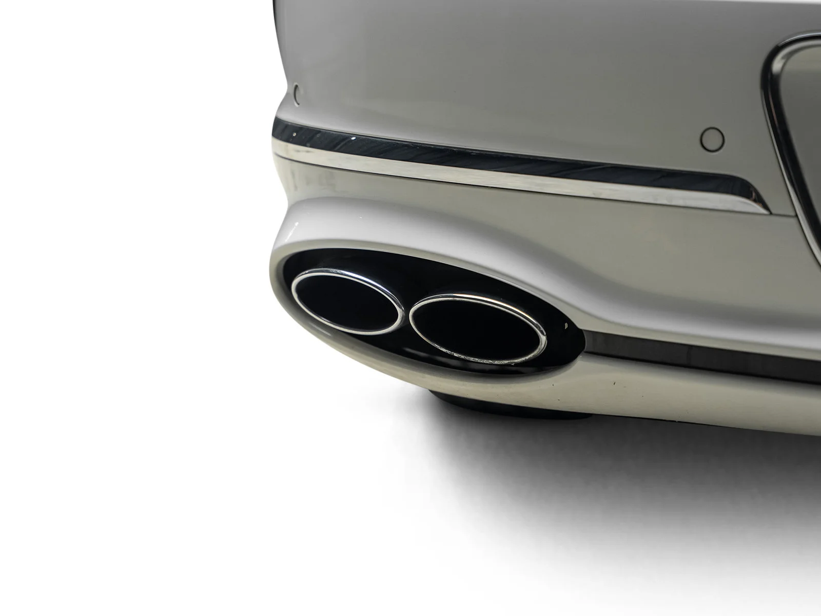 Used 2022 White Bentley  image 15