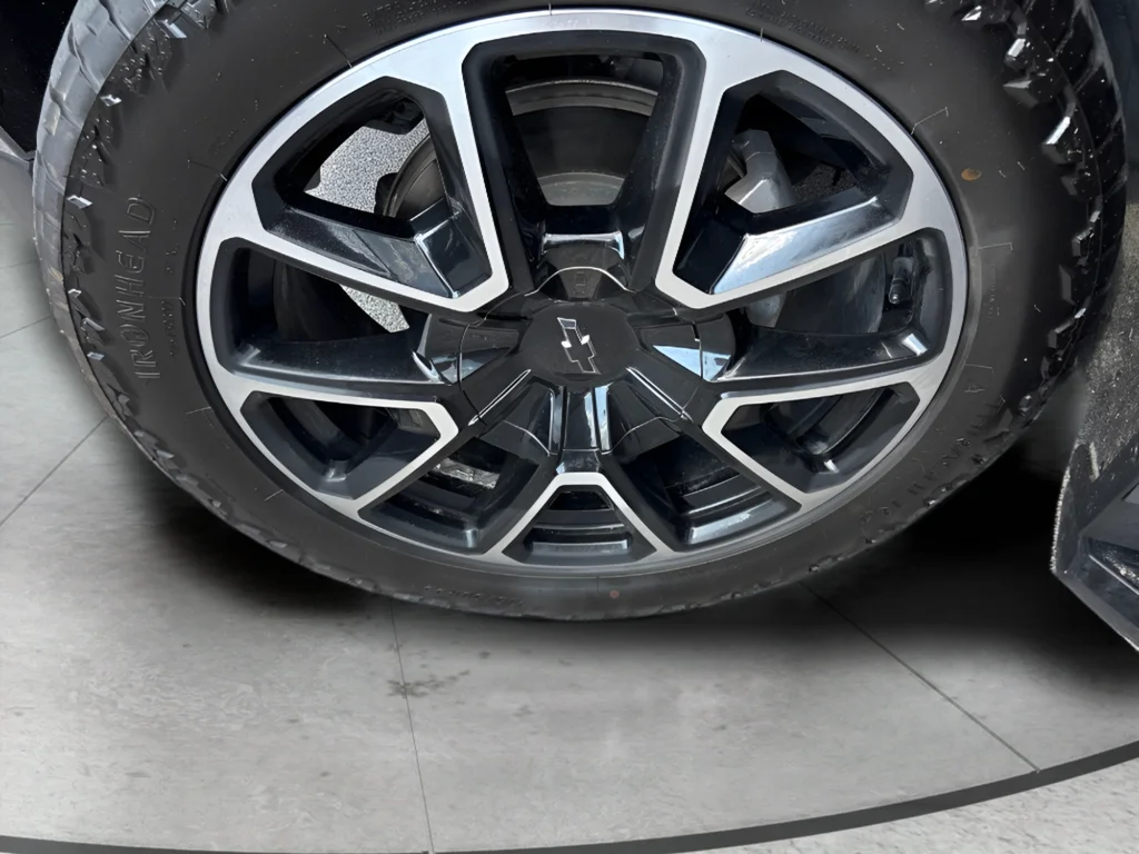 Used 2022 Steel Metallic Chevrolet RST image 55